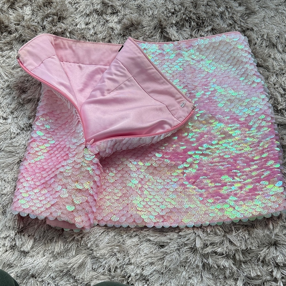 RETROFETE Sima Skirt in Iridescent Pink Ombre- Medium - Picture 9 of 9